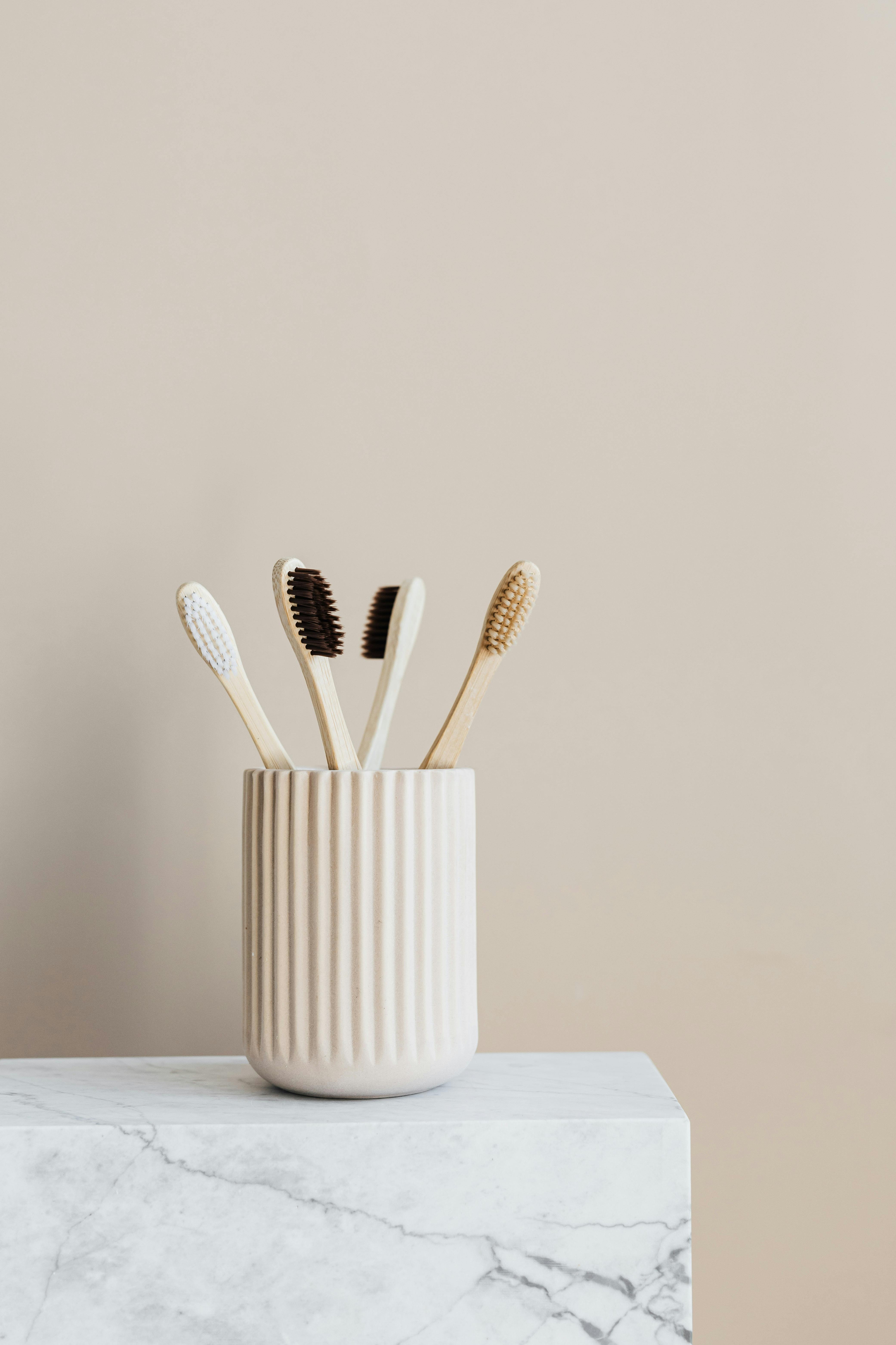 Modern Toothbrush Holder - Ceramic